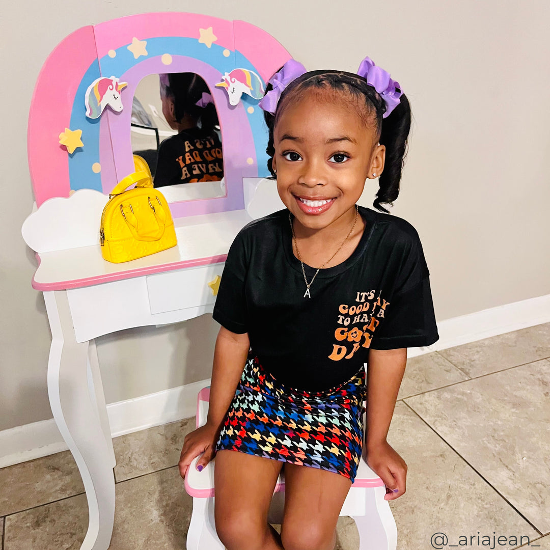 Teamson Kids Little Dreamer Rainbow Unicorn Wooden Play Vanity Set with Acrylic Mirror, Jewelry Pegs, Three Storage Spaces, Matching Stool, Rounded Corners, Non-Toxic Paint and Pastel Finish, Ages 3+