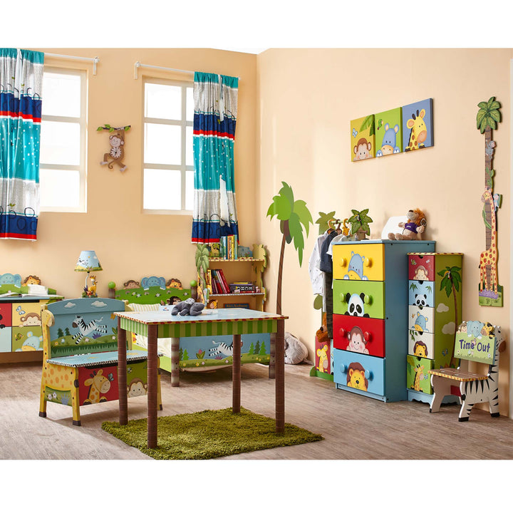 A child's bedroom featuring the Sunny Safari collection, with the valet next to the 4-drawer cabinet